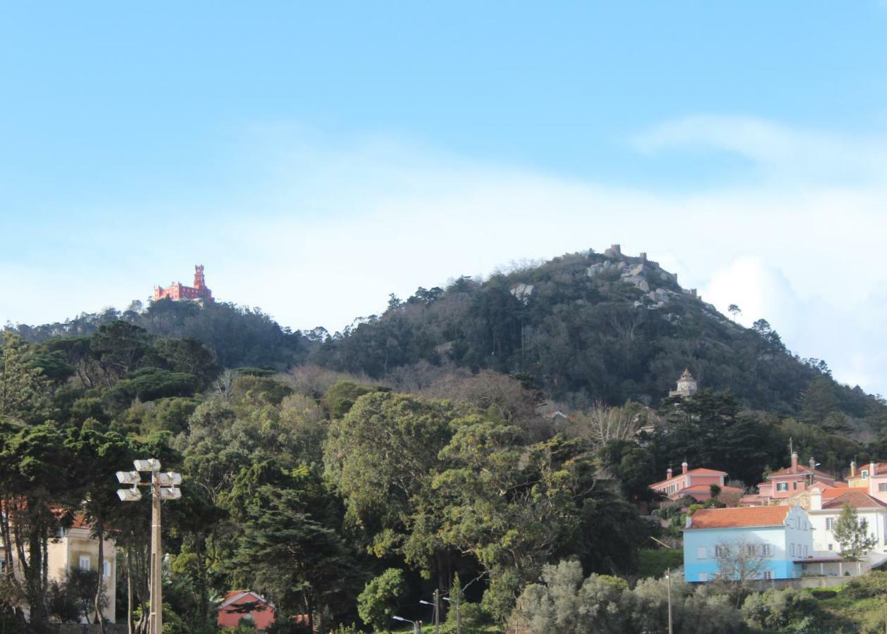 Ana'S Guesthouse Sintra Esterno foto